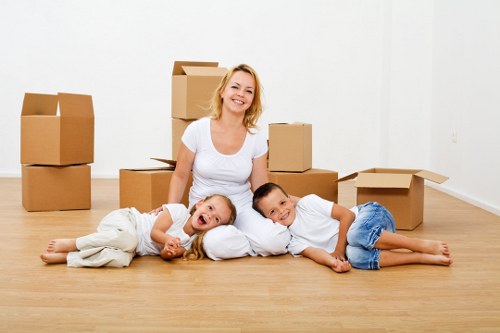 Packing and arranging items inside a self storage unit in Dulwich